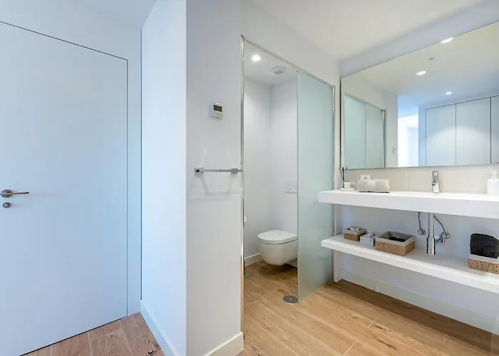 Luxury El Higueron West