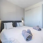Luxury El Higueron West 公寓