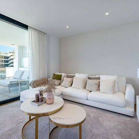 Апартаменты Luxury El Higueron West