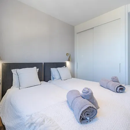 Luxury El Higueron West Апартаменты